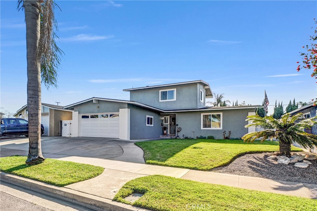 10661 Ritter Street Cypress, CA 90630 - Photo 3 of 32
