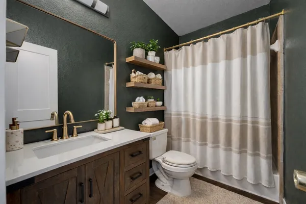 $359,999 | 4325 Rolling Water Drive, Pflugerville, TX 78660