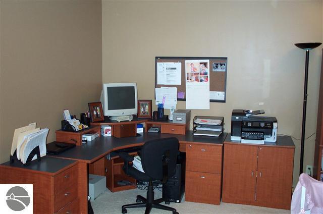 1207 Rasho Road Traverse City, MI 49696 - Photo 12 of 15 1714621-11.JPG