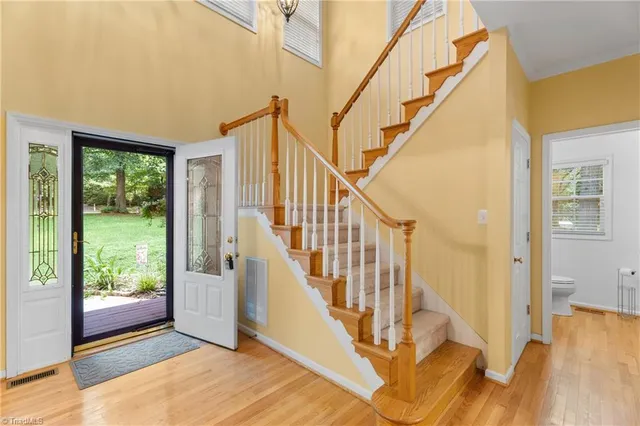 $575,000 | 222 Bear Run Lane, Kernersville, NC 27284