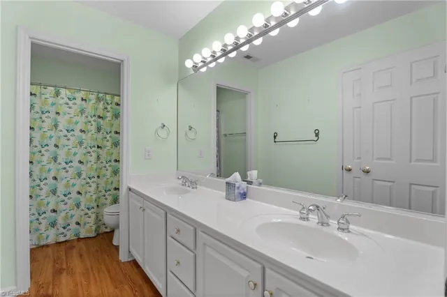 $575,000 | 222 Bear Run Lane, Kernersville, NC 27284