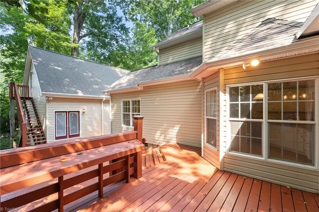 $575,000 | 222 Bear Run Lane, Kernersville, NC 27284