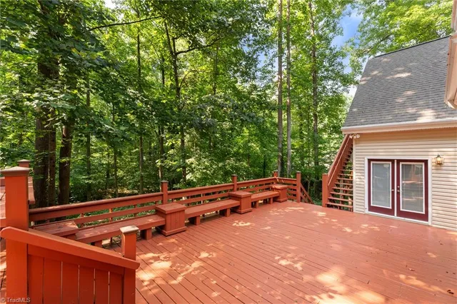 $575,000 | 222 Bear Run Lane, Kernersville, NC 27284