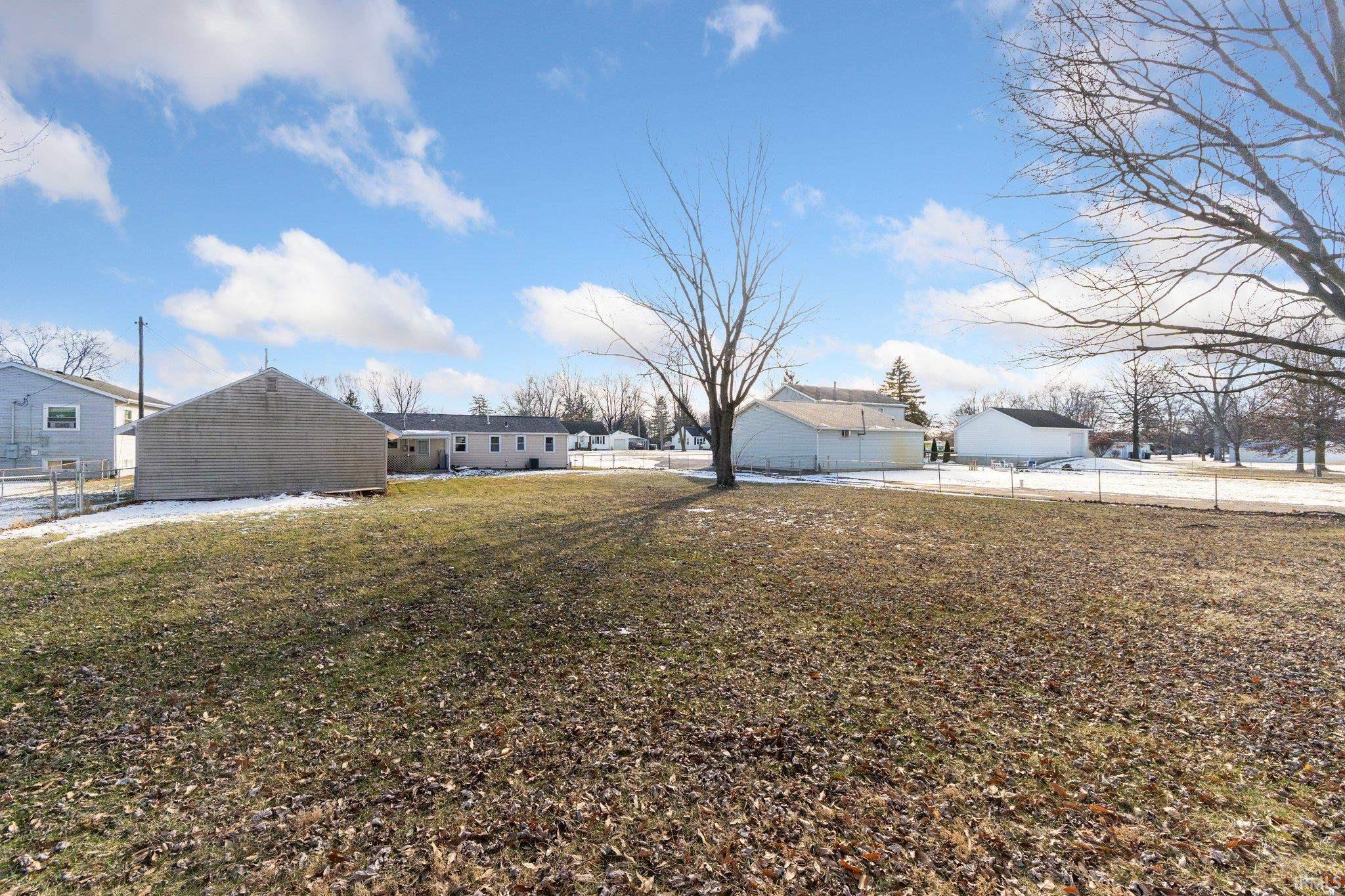 1314 Mayfield Road Fort Wayne, IN 46825 - Photo 5 of 29