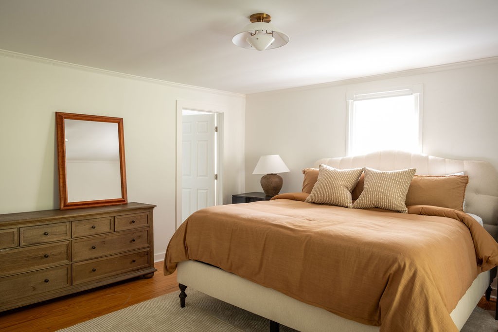 3685 Martin Ervin Road Santa Fe, TN 38482 - Photo 33 of 99 a bedroom with a bed and a dresser