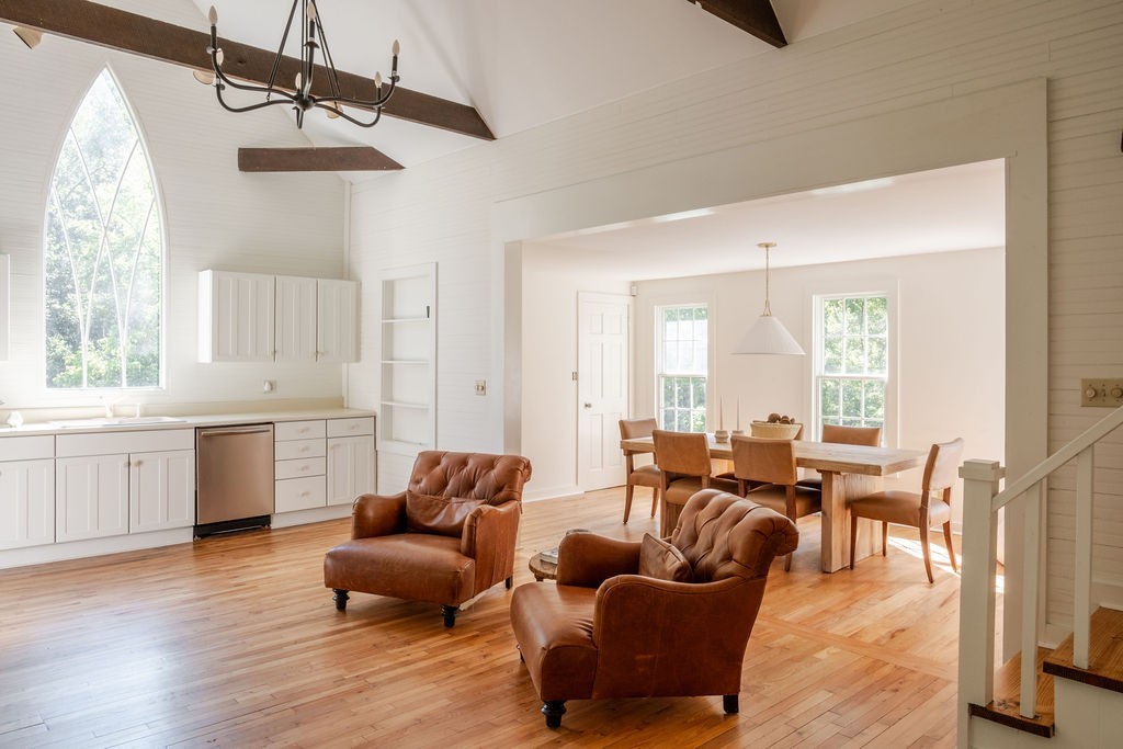 3685 Martin Ervin Road Santa Fe, TN 38482 - Photo 38 of 99 a living room with furniture and wooden floor
