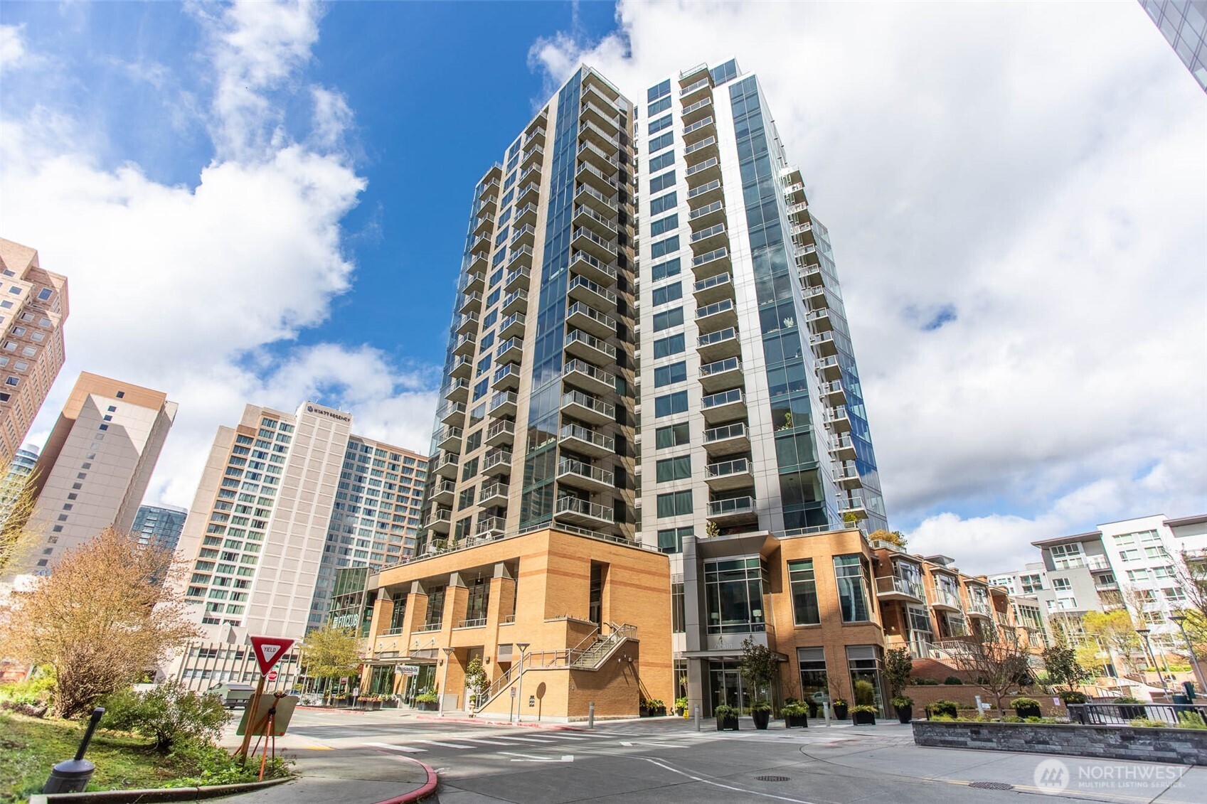 10610 Northeast 9th Place, Unit 1104 Bellevue, WA 98004 - Photo 1 of 39 a front view of a building