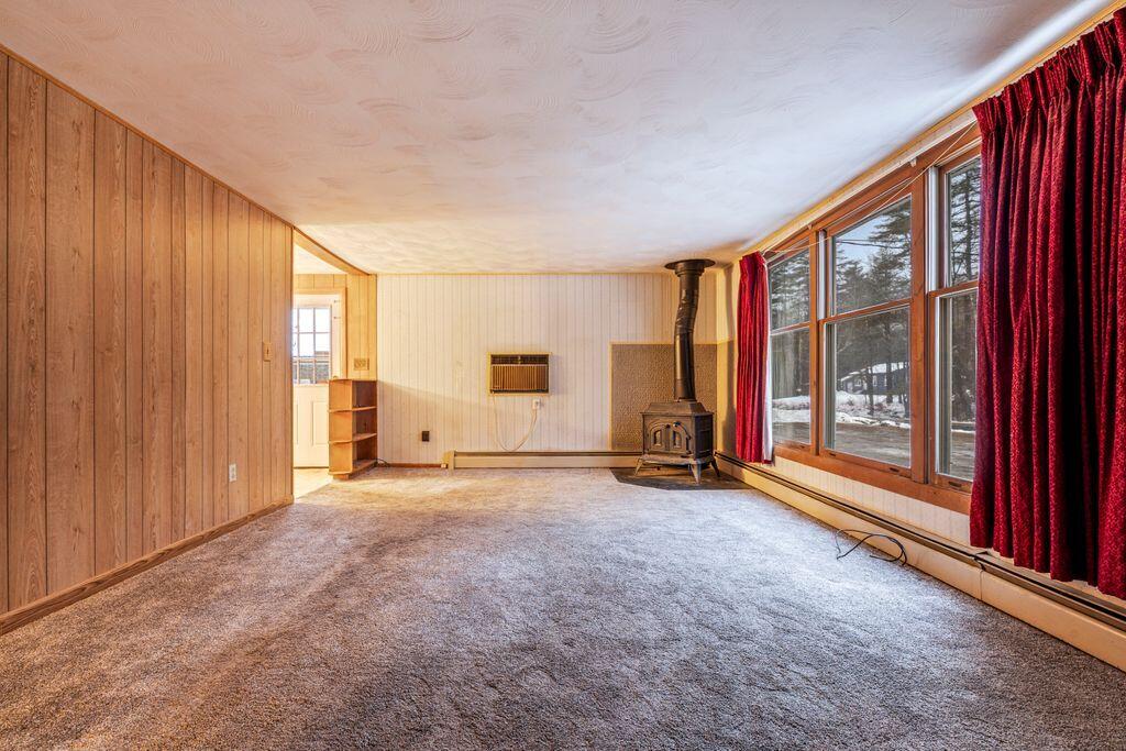 202 County Road Gorham, ME 04038 - Photo 6 of 20 Living Room