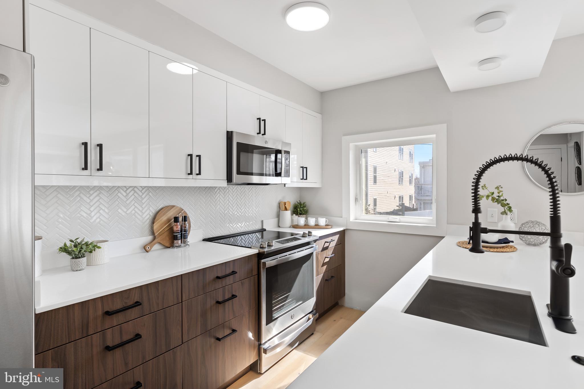 919 12th Street Northeast, Unit 101 Washington, DC 20002 - Photo 7 of 19