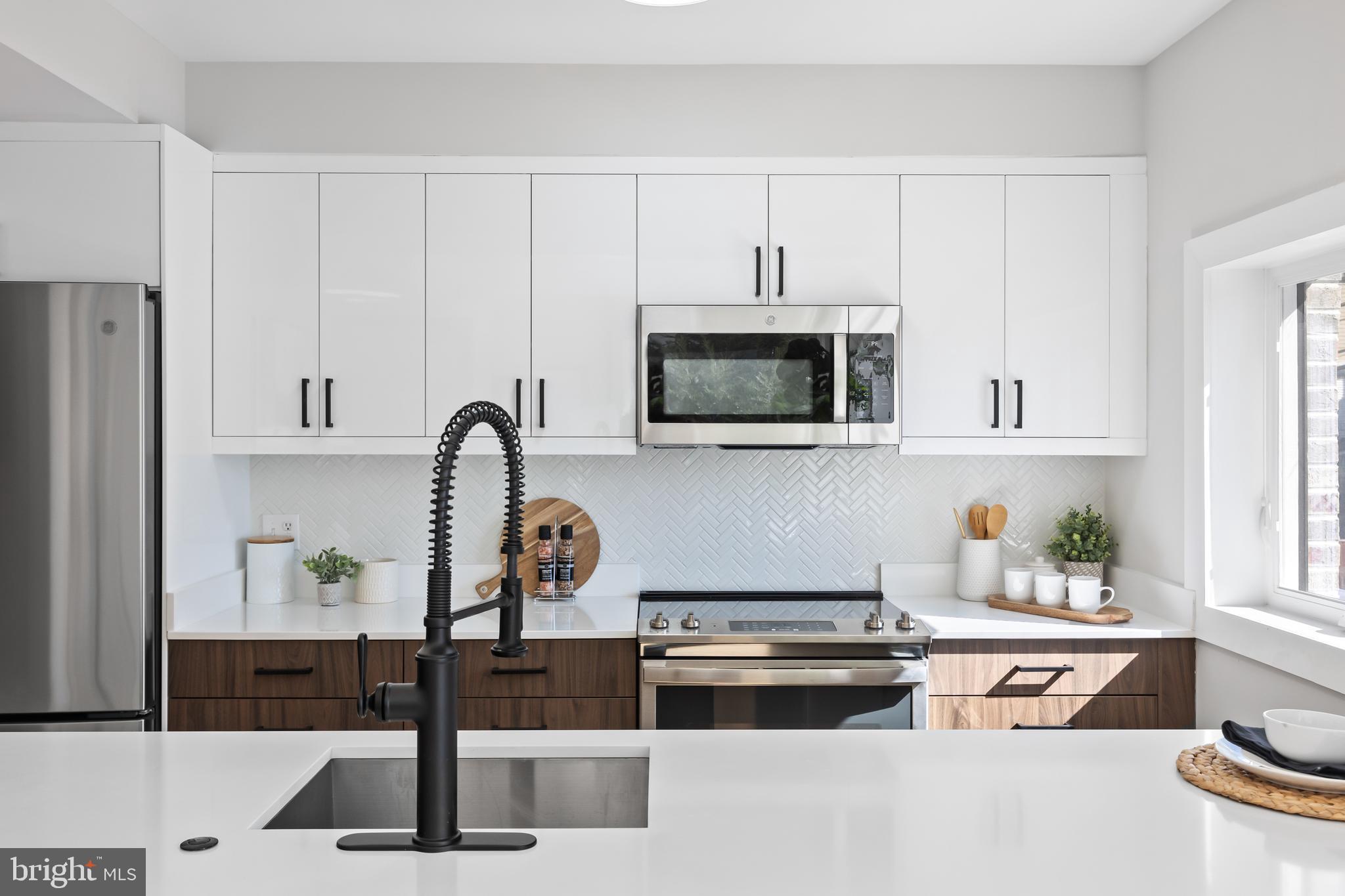 919 12th Street Northeast, Unit 101 Washington, DC 20002 - Photo 8 of 19