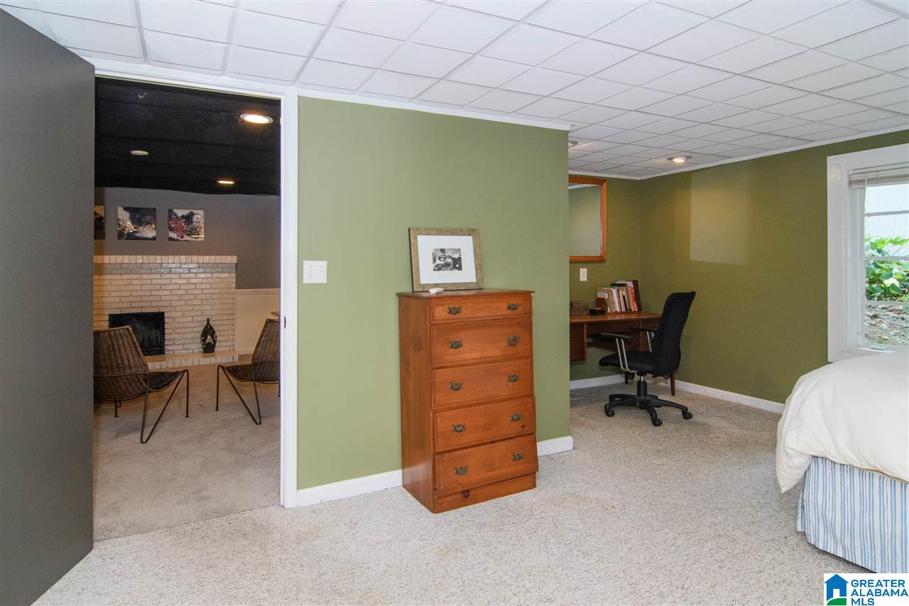 1524 Berry Road Birmingham, AL 35226 - Photo 25 of 33