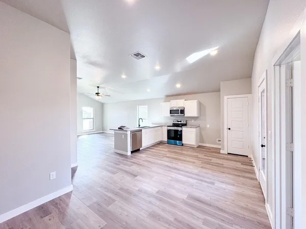 $1,625 | 6932 10th Street, Lubbock, TX 79416