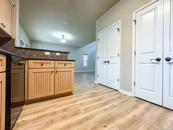 $1,900 | 1908 Tanger Terrace, New Braunfels, TX 78130