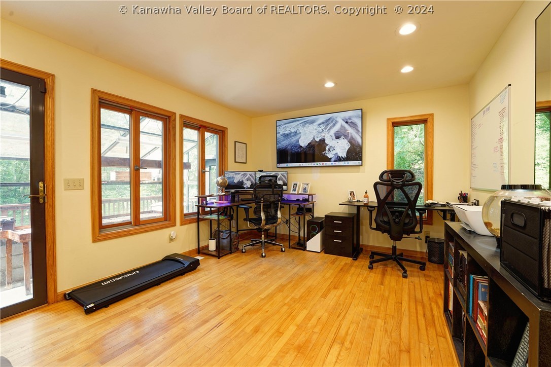 1599 Connell Road Charleston, WV 25314 - Photo 18 of 46 Gallery Image 18