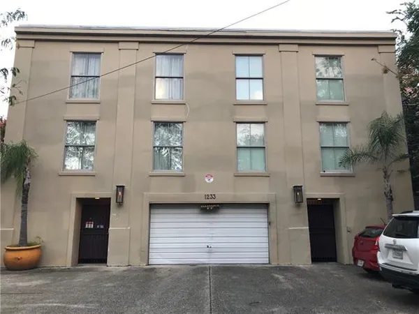 $1,400 | 1233 Esplanade Avenue, Unit 12, New Orleans, LA 70116