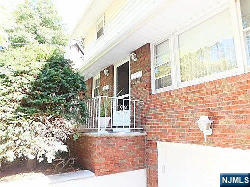 29 Woodland Road Bloomfield, NJ 07003 - Photo 2 of 7