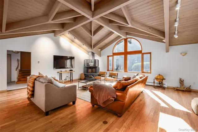 $3,195,000 | 12 Mountain Brook Road, Cornwall, NY 12518