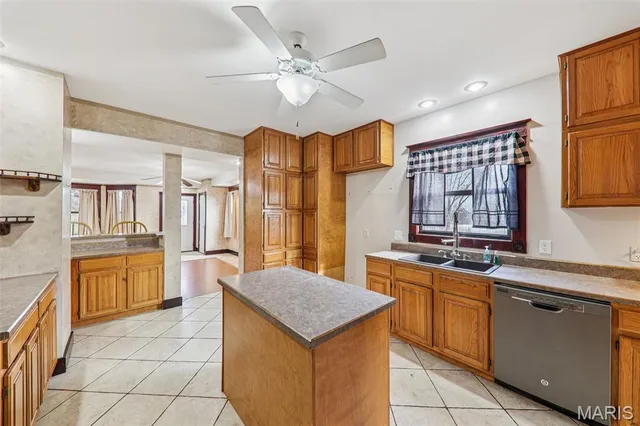 $285,000 | 8602 East Kirsch Road, Troy, IL 62294