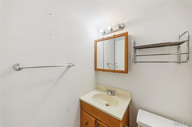 $285,000 | 8602 East Kirsch Road, Troy, IL 62294