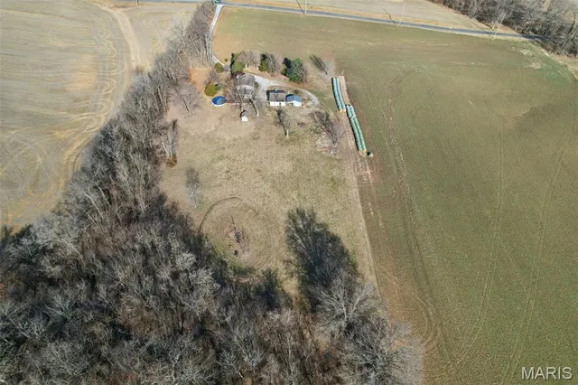 $285,000 | 8602 East Kirsch Road, Troy, IL 62294