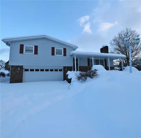 $259,000 | 811 Grant Street, East Brady, PA 16028