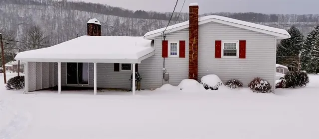 $259,000 | 811 Grant Street, East Brady, PA 16028