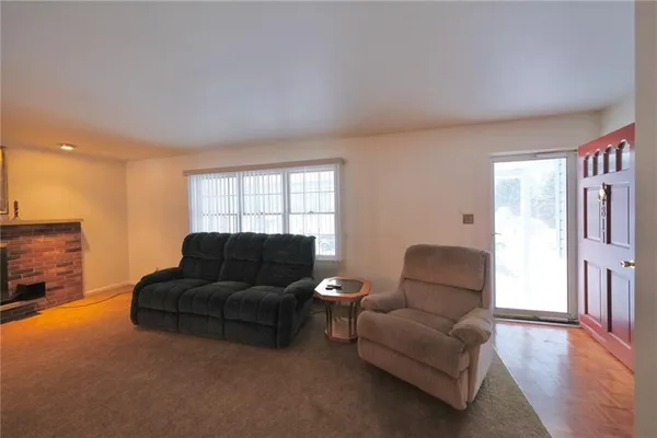 $219,000 | 811 Grant Street, East Brady, PA 16028