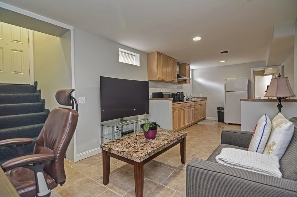 56 Valley Street Everett, MA 02149 - Photo 33 of 42