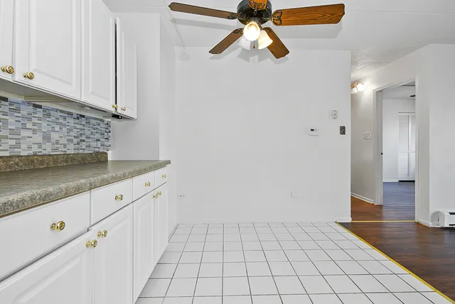 $169,900 | 7335 West 157th Street, Unit 2B, Orland Park, IL 60462