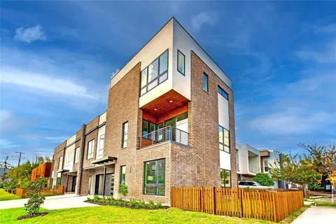 $1,075,000 | 2336 North Carroll Avenue, Dallas, TX 75204
