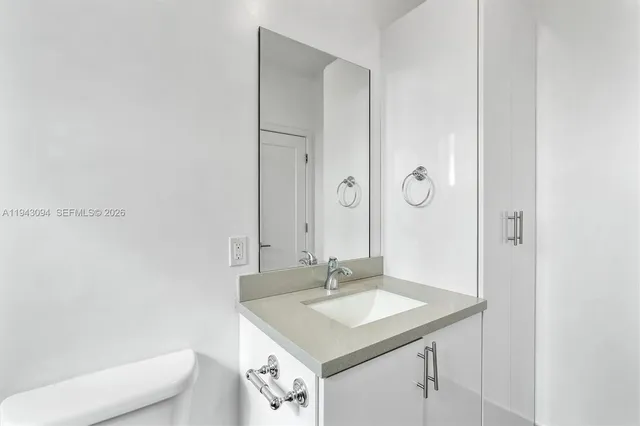 $3,200 | 444 East 16th Street, Unit 444, Hialeah, FL 33010