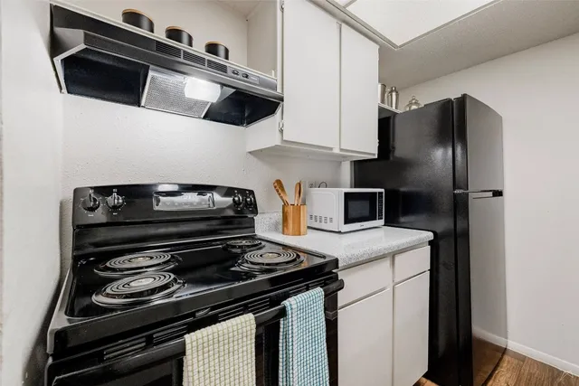 $929 | 3600 Greystone Drive, Unit 834, Austin, TX 78731