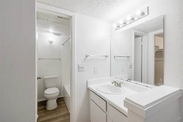 $929 | 3600 Greystone Drive, Unit 834, Austin, TX 78731