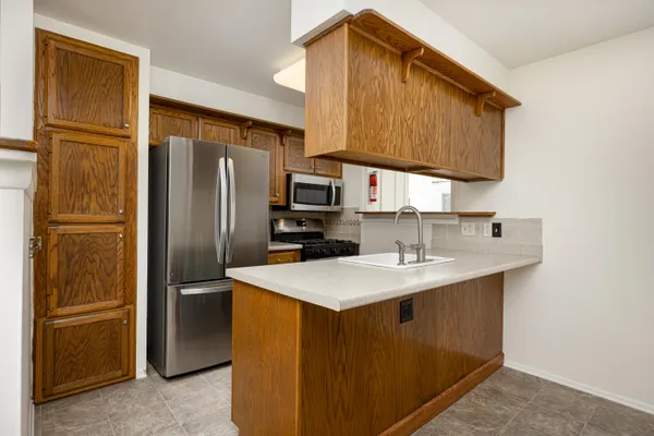 $380,000 | 350 Hollywood Drive, Saline, MI 48176