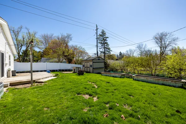 $380,000 | 350 Hollywood Drive, Saline, MI 48176