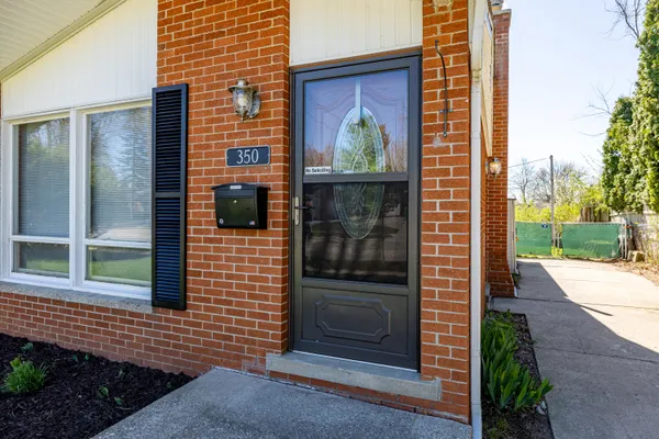 $380,000 | 350 Hollywood Drive, Saline, MI 48176