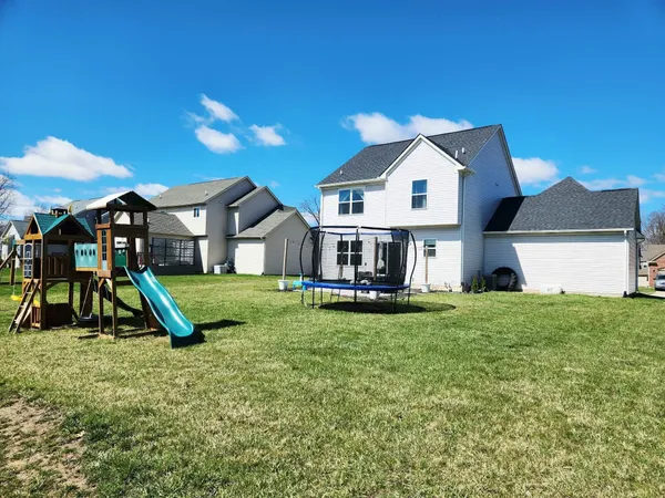 $389,900 | 850 Henning Street, Dundee, MI 48131