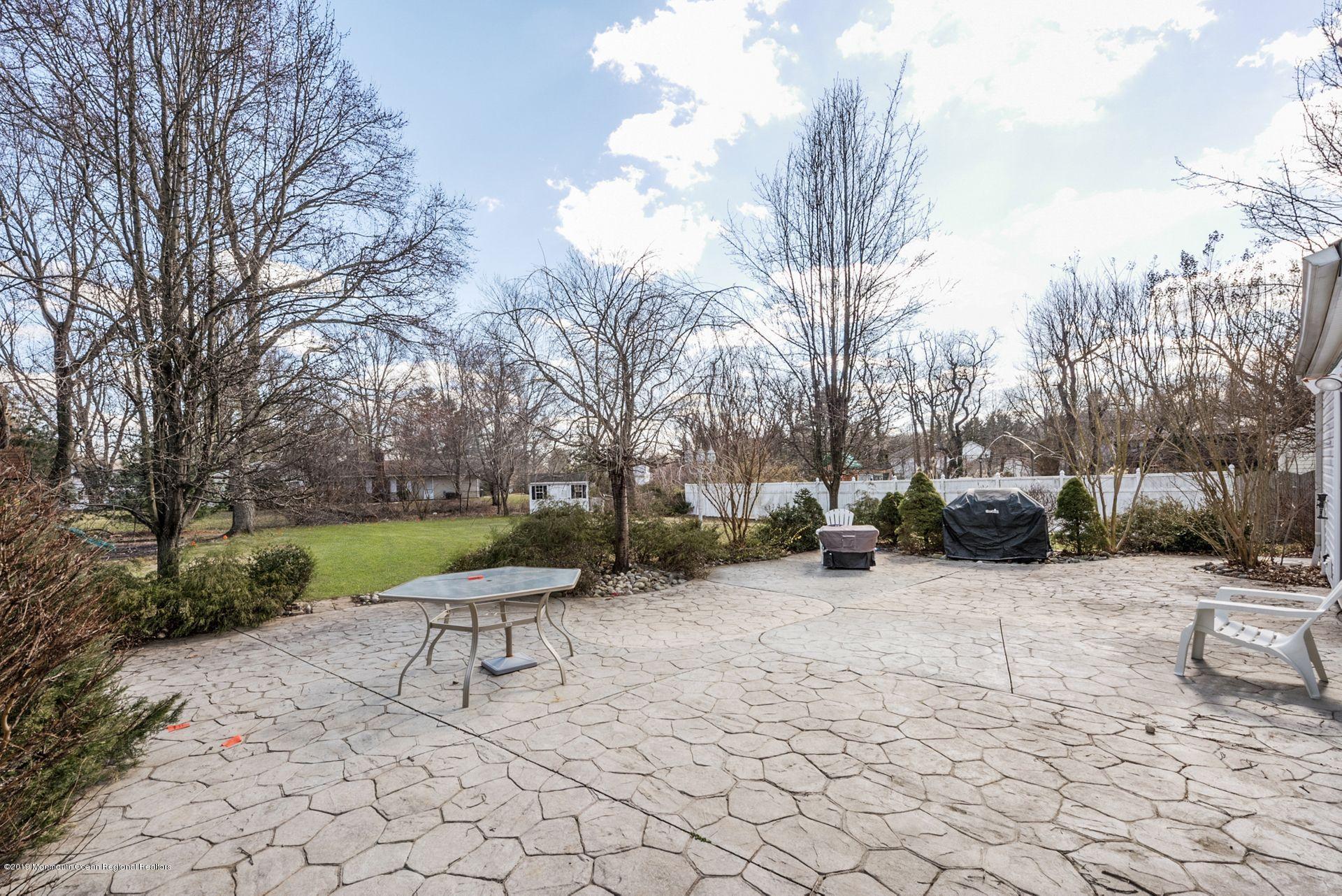 5 Lenape Road Marlboro, NJ 07746 - Photo 21 of 24 21