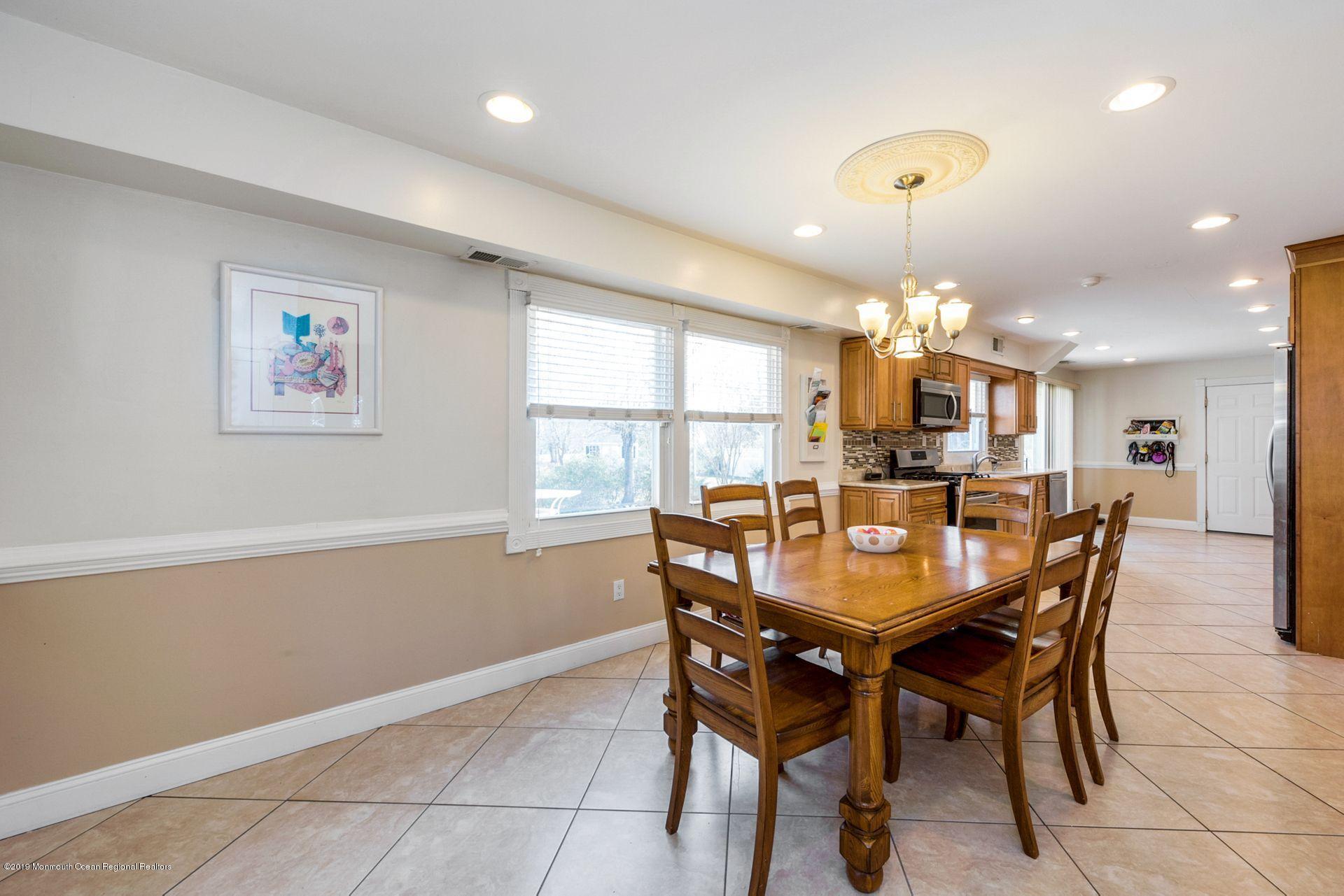 5 Lenape Road Marlboro, NJ 07746 - Photo 6 of 24 6