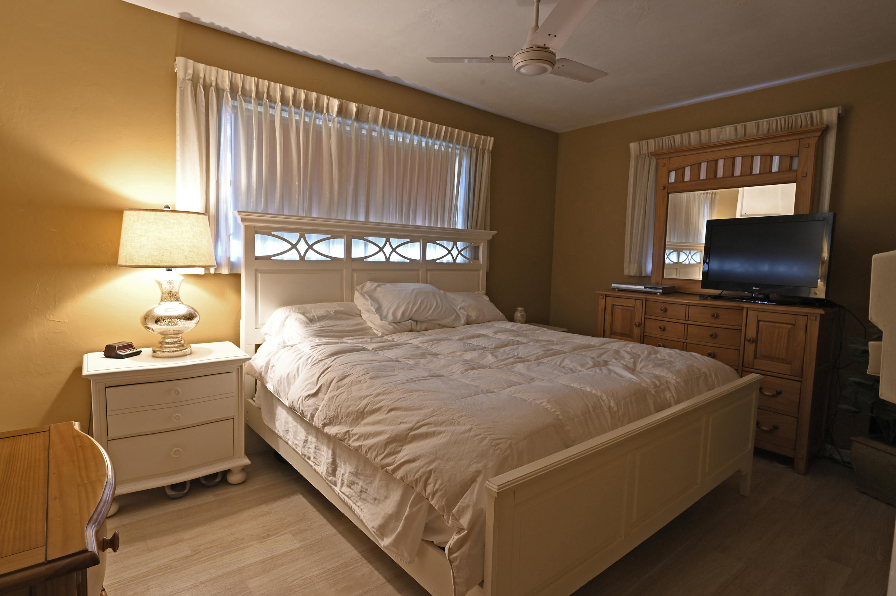 349 Pinehurst Road Palm Springs, FL 33461 - Photo 9 of 9 Arruza_191001_0064