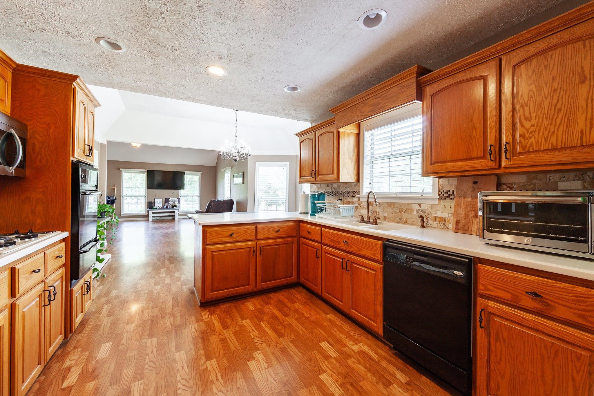 1289 Marvin Road Bolivar, TN 38008 - Photo 14 of 26 Photo 14