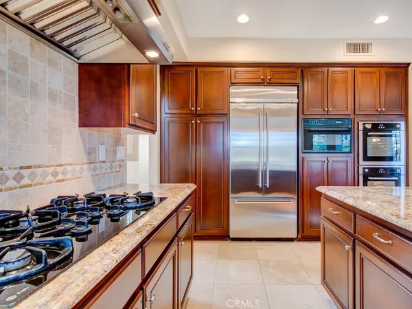 $7,500 | 11940 North Riviera, Tustin, CA 92782