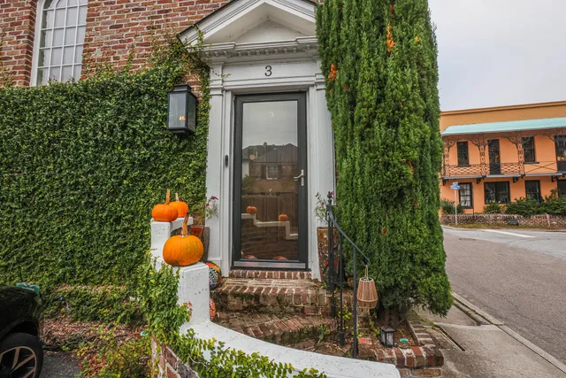 $11,000 | 3 Exchange Street, Charleston, SC 29401