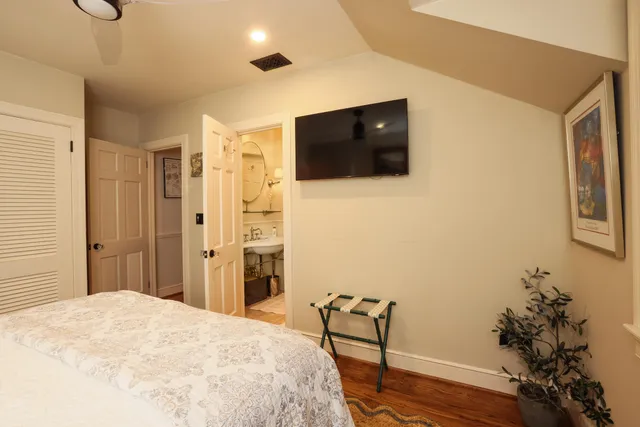 $11,000 | 3 Exchange Street, Charleston, SC 29401