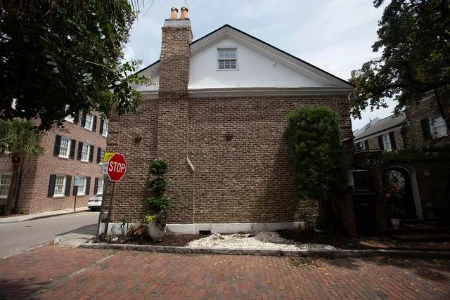 $11,000 | 3 Exchange Street, Charleston, SC 29401