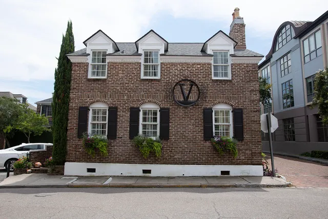 $11,000 | 3 Exchange Street, Charleston, SC 29401