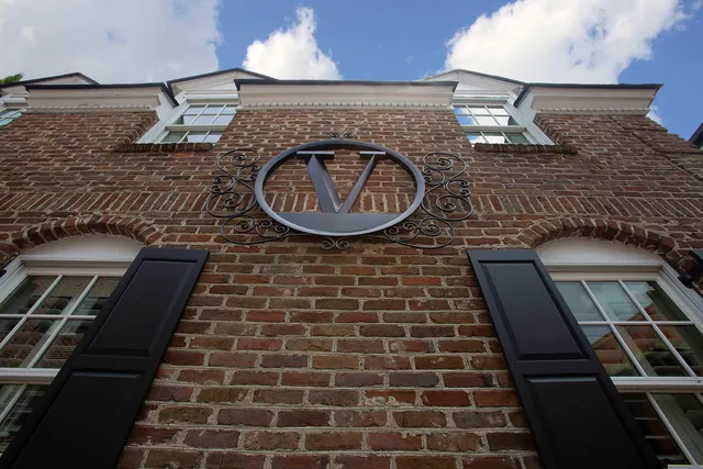 $11,000 | 3 Exchange Street, Charleston, SC 29401