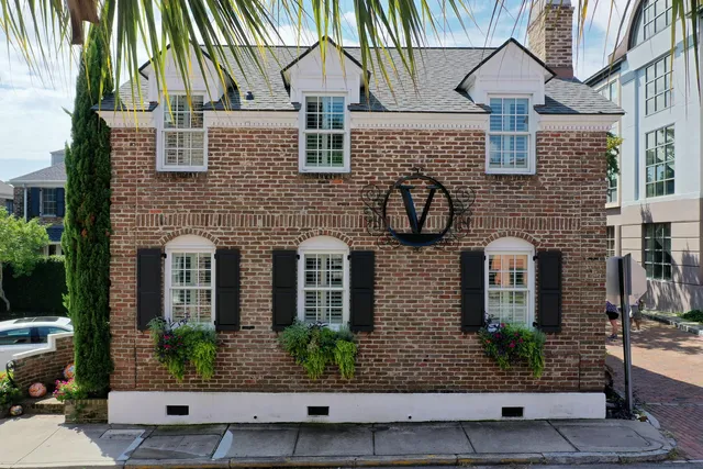 $11,000 | 3 Exchange Street, Charleston, SC 29401