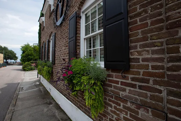 $11,000 | 3 Exchange Street, Charleston, SC 29401