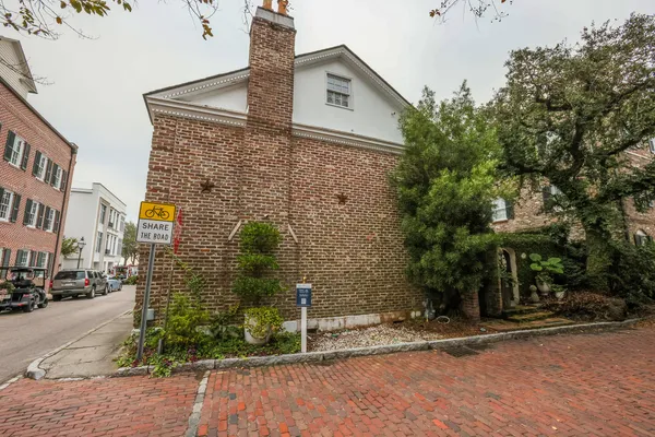 $11,000 | 3 Exchange Street, Charleston, SC 29401